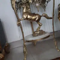 با سلام یک اسب برونز وسالم و تمیز