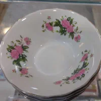 پیاله قدیمی گلسرخ