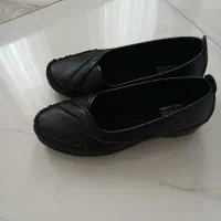 یک جفت کفش زنانه