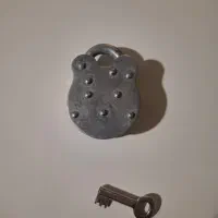 قفل عتیقه|کلکسیون اشیاء عتیقه|کرمانشاه, |دیوار