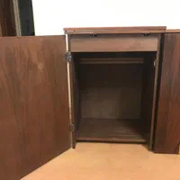 میز چرخ خیاطی