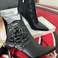 نیم بوت|کیف، کفش، کمربند|ری, شهرری|دیوار