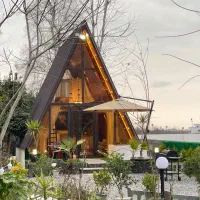 اجاره شبانه کلبه سوییسی با جکوزی رویان