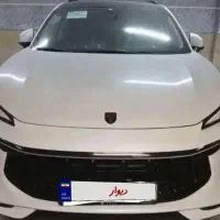 لاماری ایما سفید صدفی متالیک