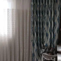 پرده پذیرای .همرا با دستک