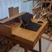 میز تحریر و کامپیوتر و لپ تاپ چوبی