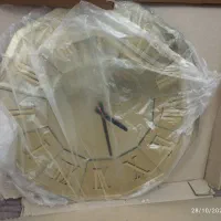 ساعت دیواری آینه ای بزرگ