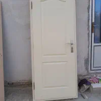 درب چوبی خوب وتمیز|مصالح و تجهیزات ساختمان|بندر ترکمن, |دیوار