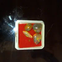 سنگهای گرانبهاو نیمه بها