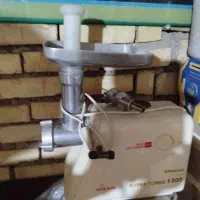 تلویزیون صفحه تخت بزرگ 60وچرخ گوشت|تلویزیون و پروژکتور|نجفآباد, فاز ۱ شهرک آزادگان|دیوار