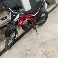 موتور تریل t4.  ۲۰۰