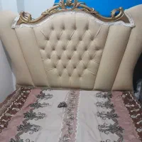 تخت دونفره سلطنتی کاملا سالم