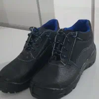 کفش ایمنی و لباس کار