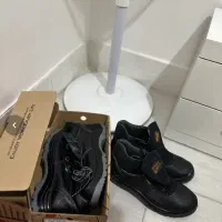 کفش کار وگوش گیر