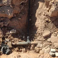 حفاری چاه سرویس و وصل لوله فاضلاب