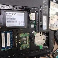 تعمیرات  کامپیتور و لپتاپ