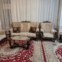 مبل ۷نفره همراه با میز عسلی
