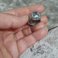 انگشتر توپاز