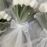 دسته گل عروس و گیفت|گل مصنوعی|اسلام‌شهر, زرافشان|دیوار