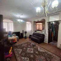 ۶۵ متری _ طبقه اول _ انباری دار _ تخلیه فوری