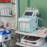 دوربین وای فا لوستر تابلو چلنیوم مطب پوست استند