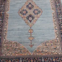 فرش کاملا نو و پا نخورده