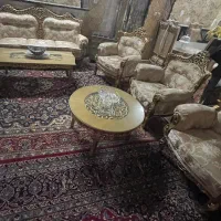 همه مبلمان کلاسیک دو دست و میز ناهار خوری دو دست