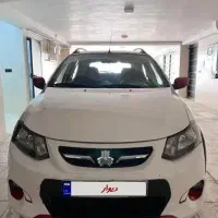 کوئیک R سقف قرمز