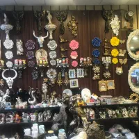 مجسمه فقط ۵۰ تومان -تولیدی مجسمه-