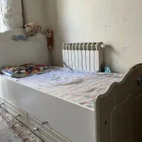 تخت و کمد نوجوان|تشک تختخواب|تهران, مرزداران|دیوار