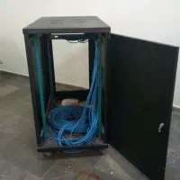 نیم رک به همراه پچ پنل ۲۴پورت ومقدار ی کابل|مودم و تجهیزات شبکه|تهران, نیلوفر|دیوار