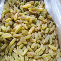 کشمش سبز  درجه یک تازه