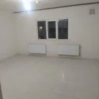 همخانه، آپارتمان 80 متری