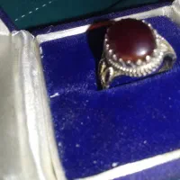 یاقوت سیصد ساله