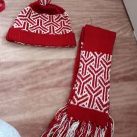 کلاه شال دخترانه وبلوز بافت