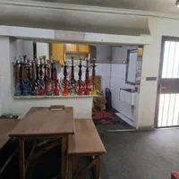 کار در قلیانسرا مردانه