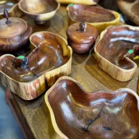 تولید و فروش عمده و تک محصولات چوبی برند دکوآرت