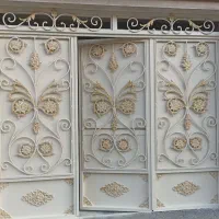 رنگ آمیزی درب آهنی وساختمان
