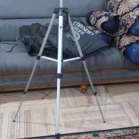سه پایه دوربین عکاسی حرفه ای