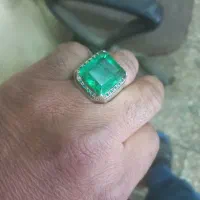 انگشتر زمرد