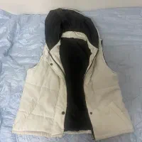 دوتا پافر سفید و قرمز تا سایز ۴۴ ،۴۶ اندازه میشود|لباس|رشت, نامجو|دیوار