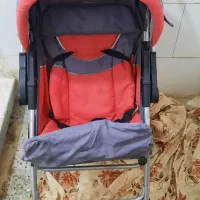 کالسکه و کریر بچه خارجی