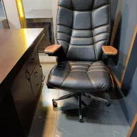 میزوصندلی مدیریت کاملانو|مبلمان اداری|اندیشه, اندیشه فاز ۴|دیوار