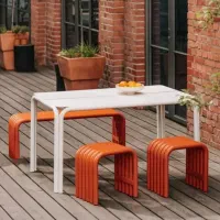 نیمکت های تمام فلزی صندلی میز