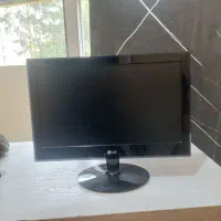 مانیتور ال جی در حد نو
