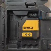 ۲عدد تراز لیزری دیوالت اصلی تیپ ۱ وتیپ ۲ نورقرمز