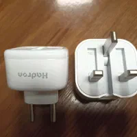 یک عدد شارژر اصلی آیفون در حد نو با تبدیل