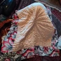 رخت خواب نو و بالش سنتی|رختخواب، بالش، پتو|رینه, |دیوار