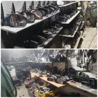 ب یک کارگر ساده یا وارد در مغازه شیشه اتومبیل