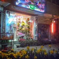 فروش مغازه حکیم نظامی